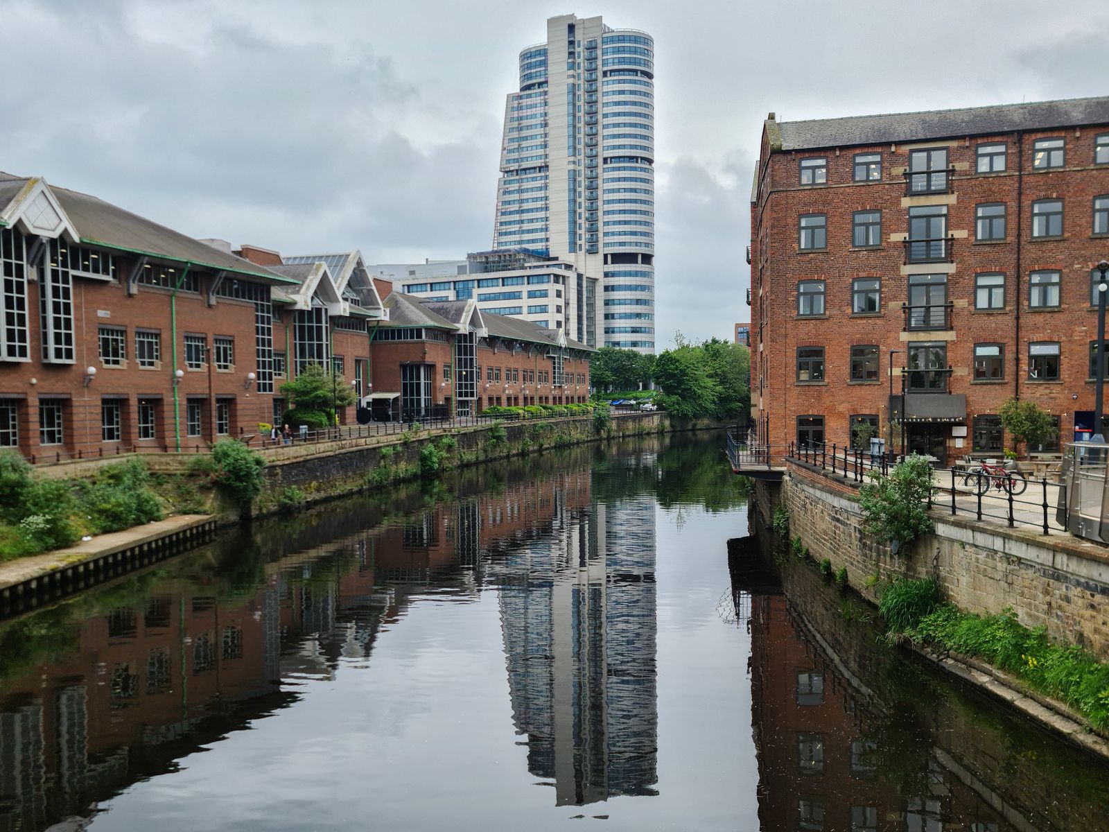 Leeds skyline beside the canal
